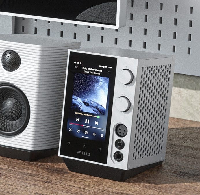 FiiO Dac White FiiO R7 Streaming DAC
